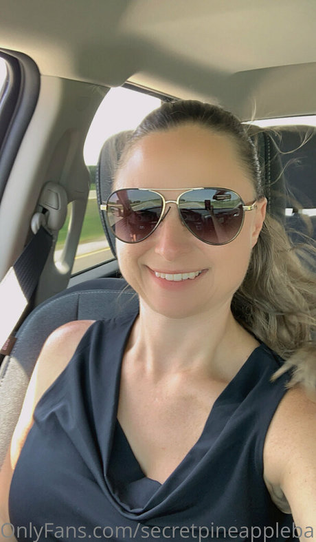 secretpineapplebabe nudes star img