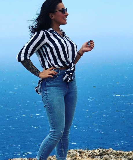 yourteacher01 model xxx image