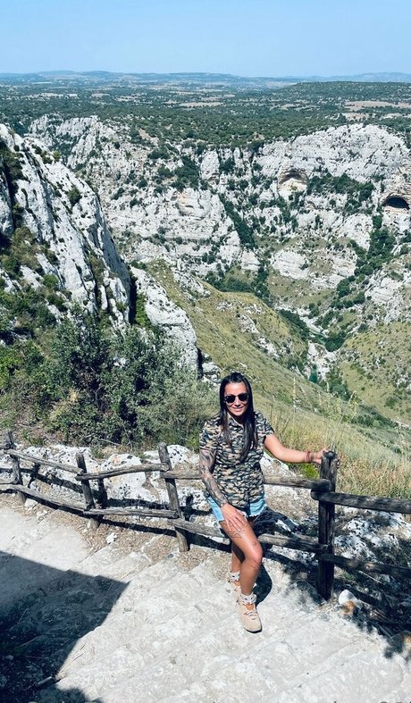 teen shemale onlyfans art xxx gallery