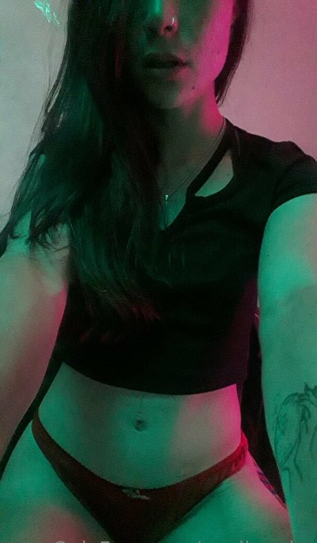 venuxina top profile image