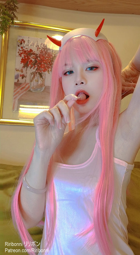 Riribonni model art pics