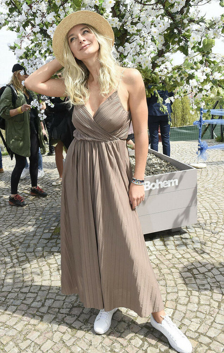 french mature onlyfans hd pictures