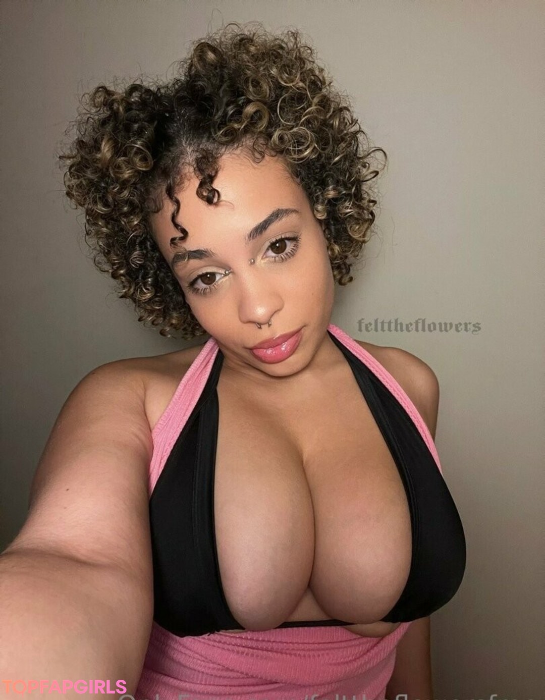 felttheflowersfree adult actress pictures