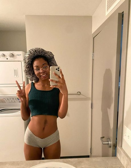 feedee onlyfans beautiful naked picture