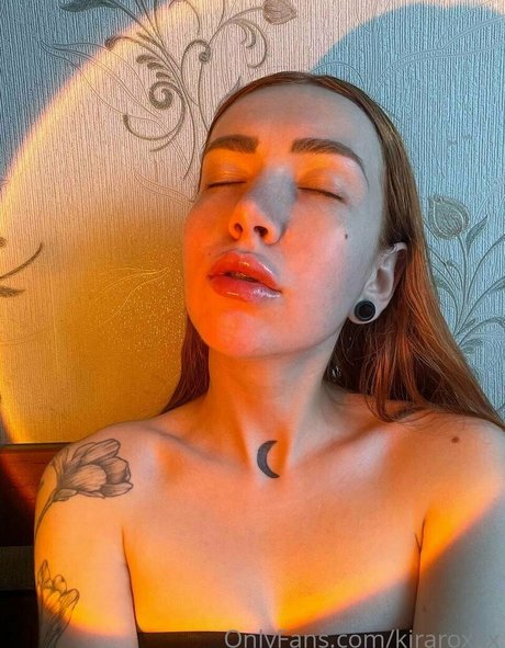 kiraroxx hot pornstar img