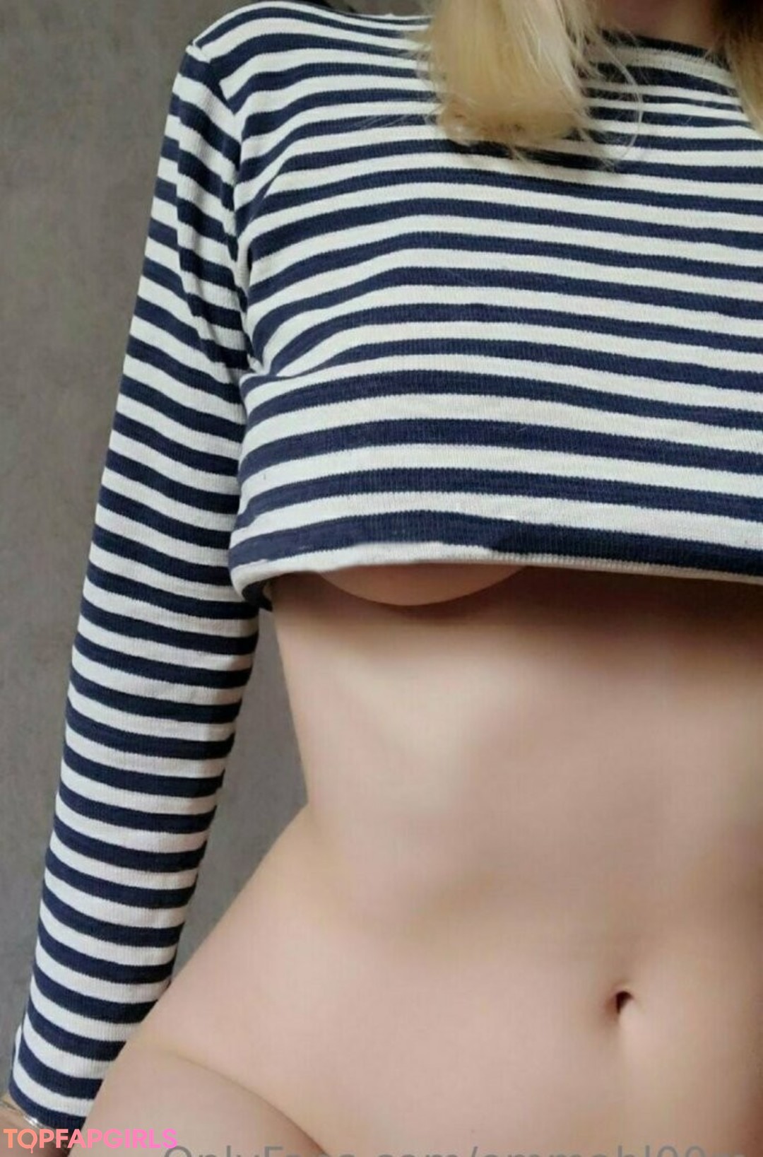 emmabl00m star naked pictures