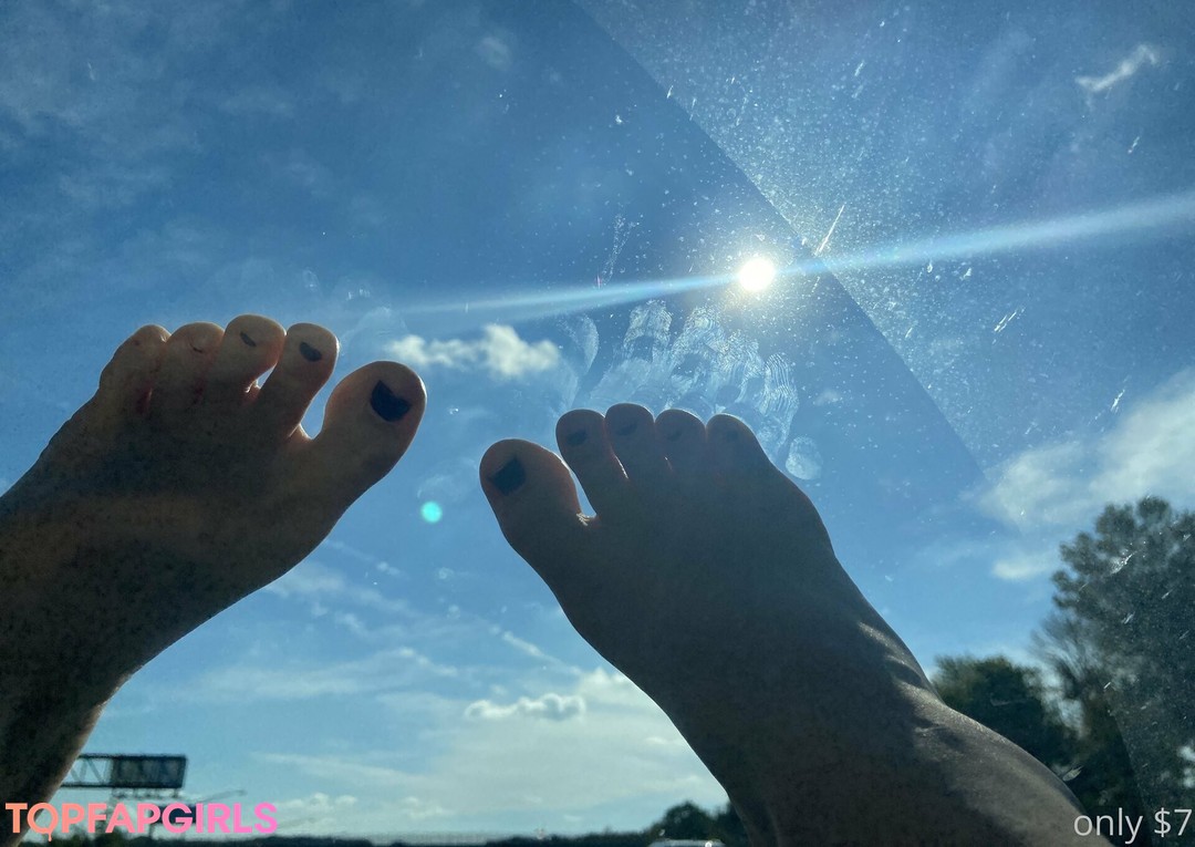goddessvalentinaaa model nudes img