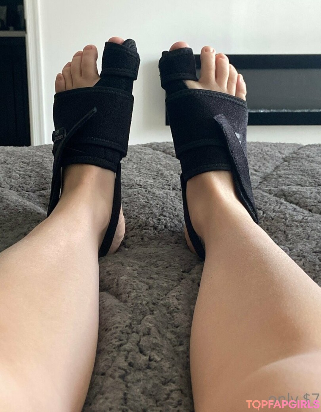 petite skinny onlyfans art nude photos