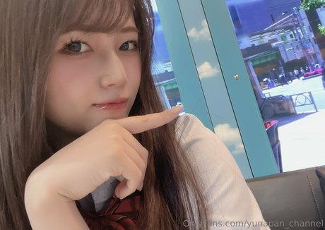 yunapan channel xxx star pics