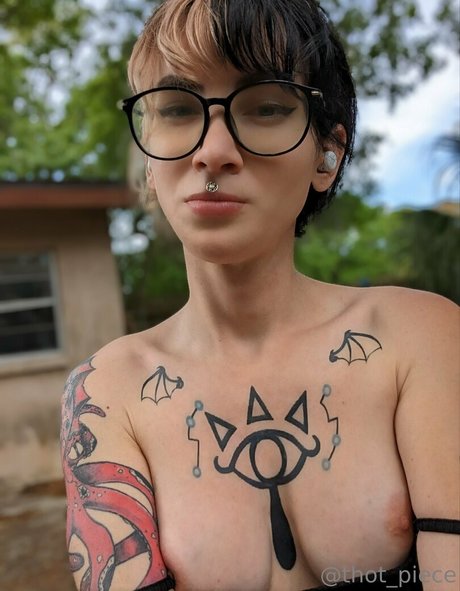 thot piece top actress photo