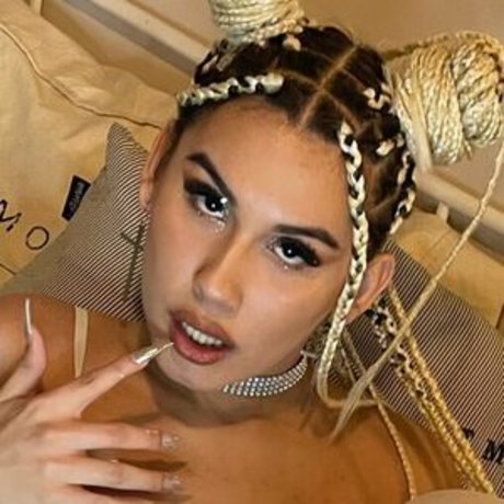 Giuli Turns nice actress archive