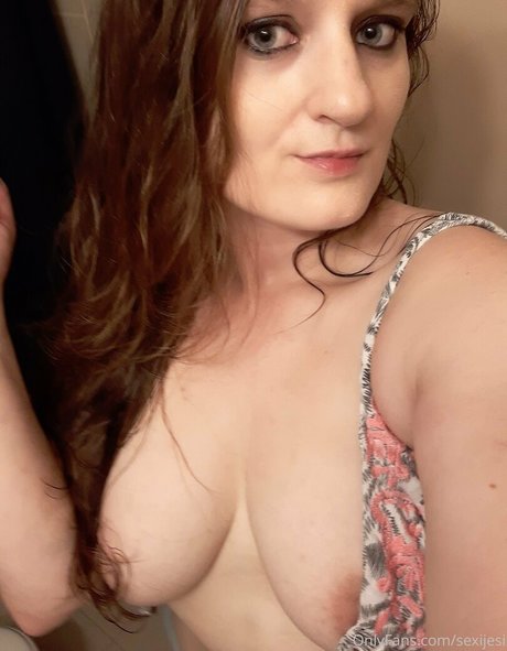 sexijesi nudes model image