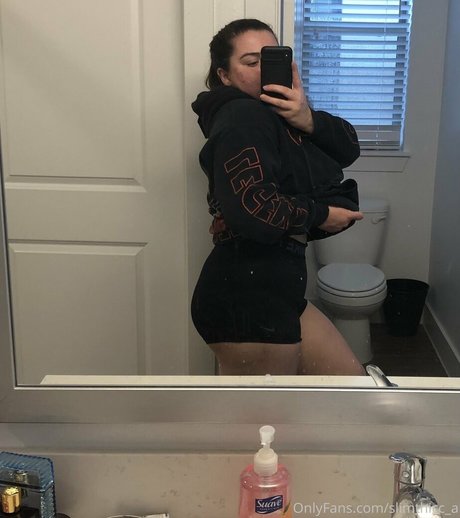 slimthicc a nudes model images