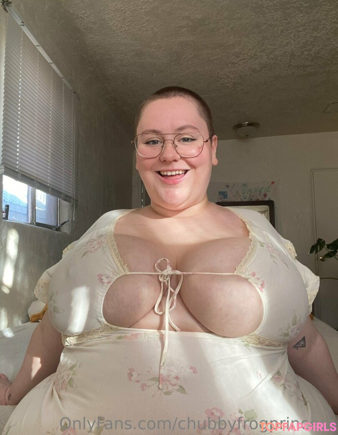 bbwfrogprincess nudes actress photo