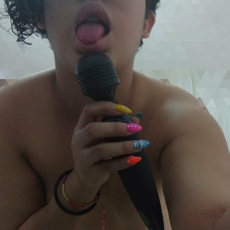 pinkiepiemid exclusive model images