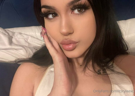 over 50 onlyfans free naked images