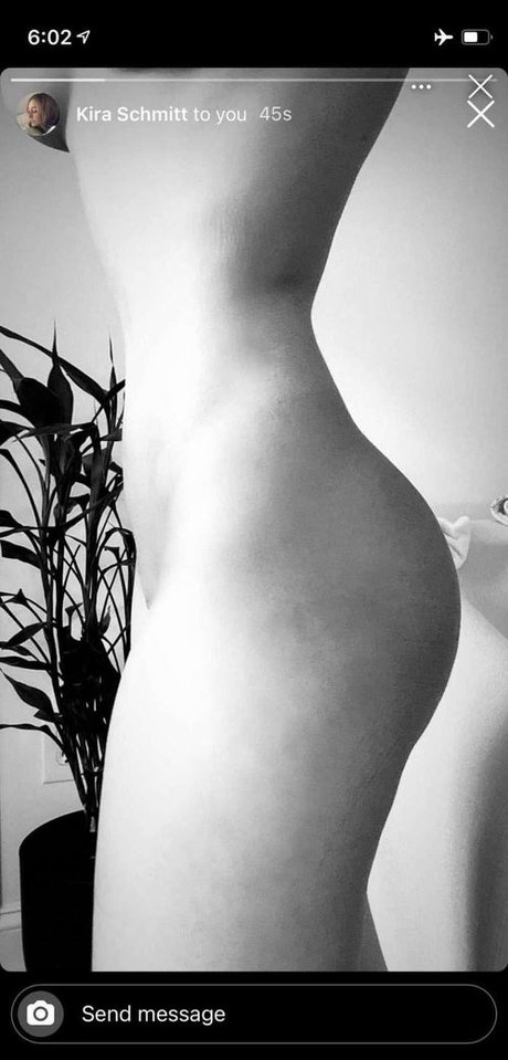 Kira Schmitt model best archive