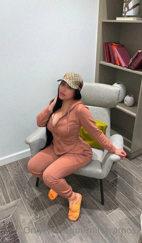 mitsyramosx model sex picture