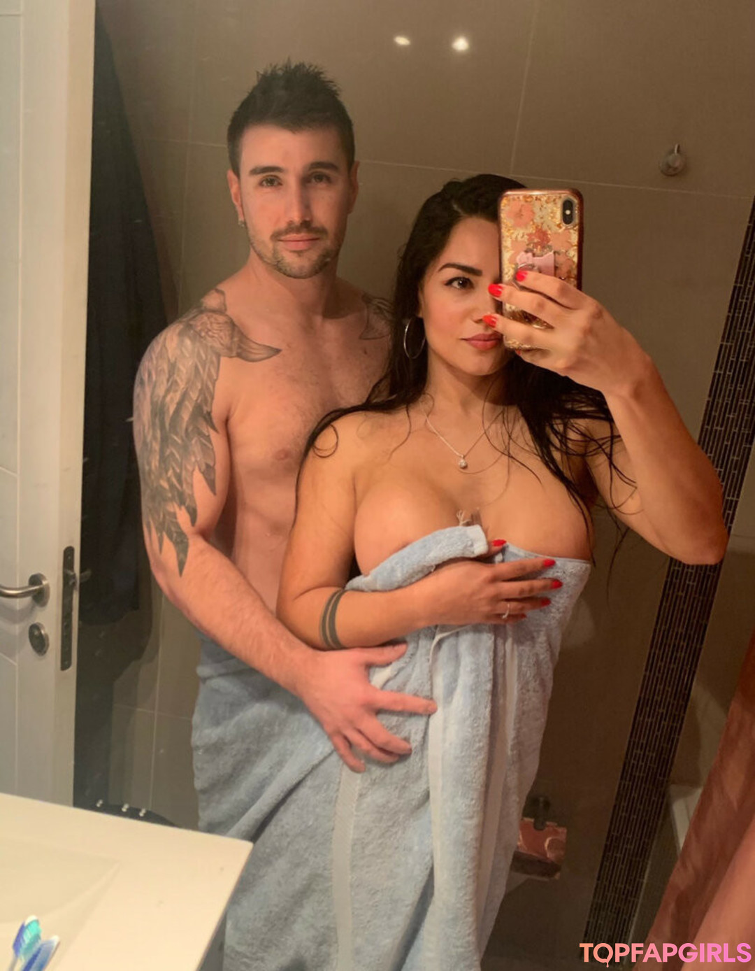 Sofiasilvatv model pornographic pictures