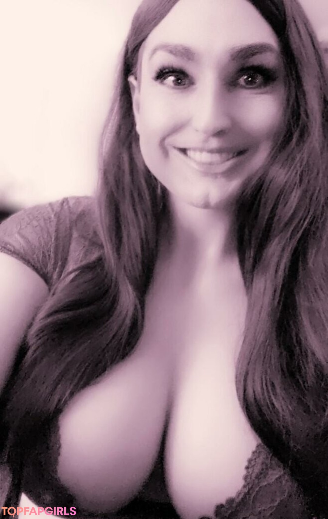 ThighHiBby pornstar pretty pictures