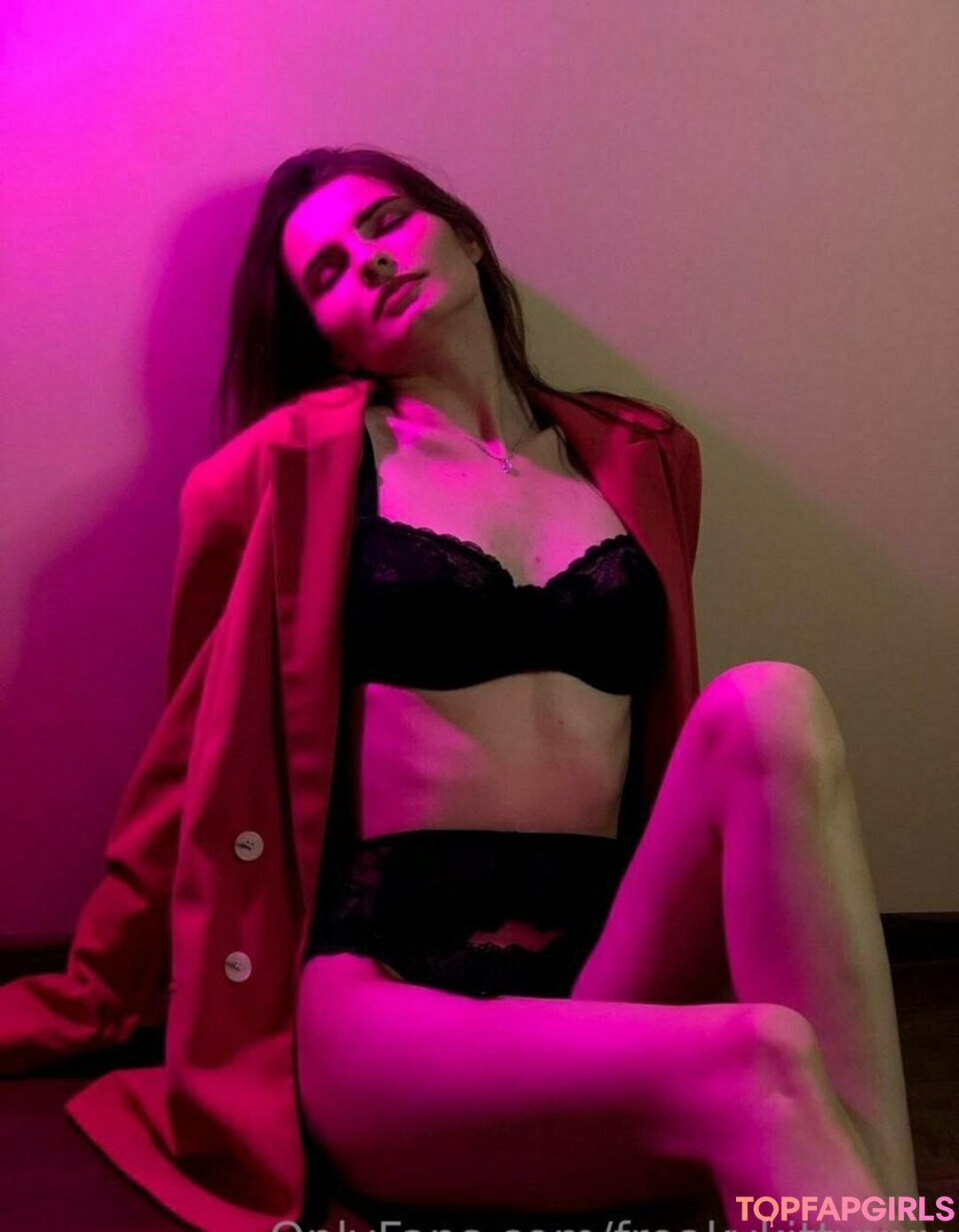 freakykittyxxx perfect model pics