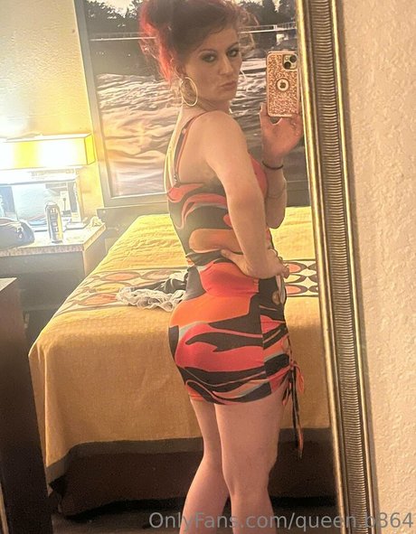 queen b864 erotic pornstar image