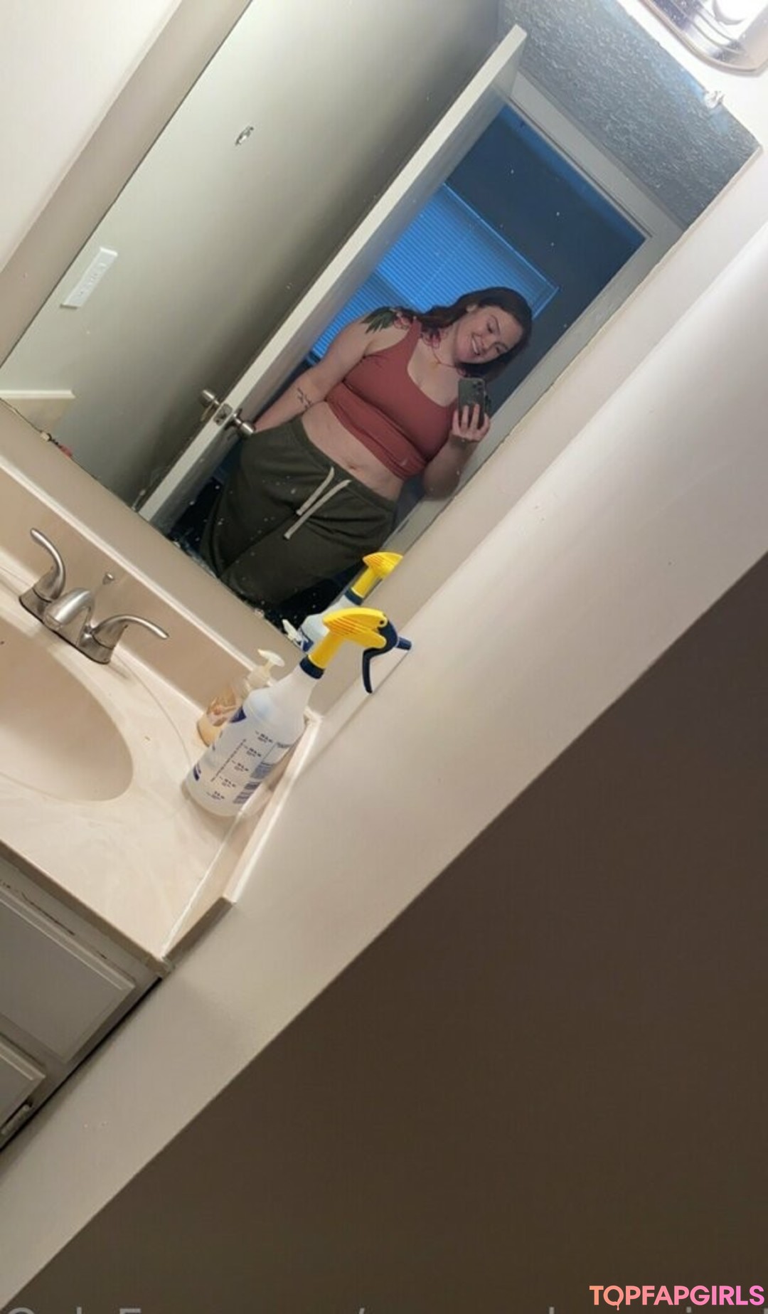 flat chested onlyfans adult pictures