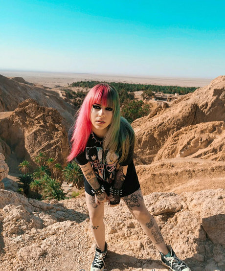 laylaemogoth erotic star photos