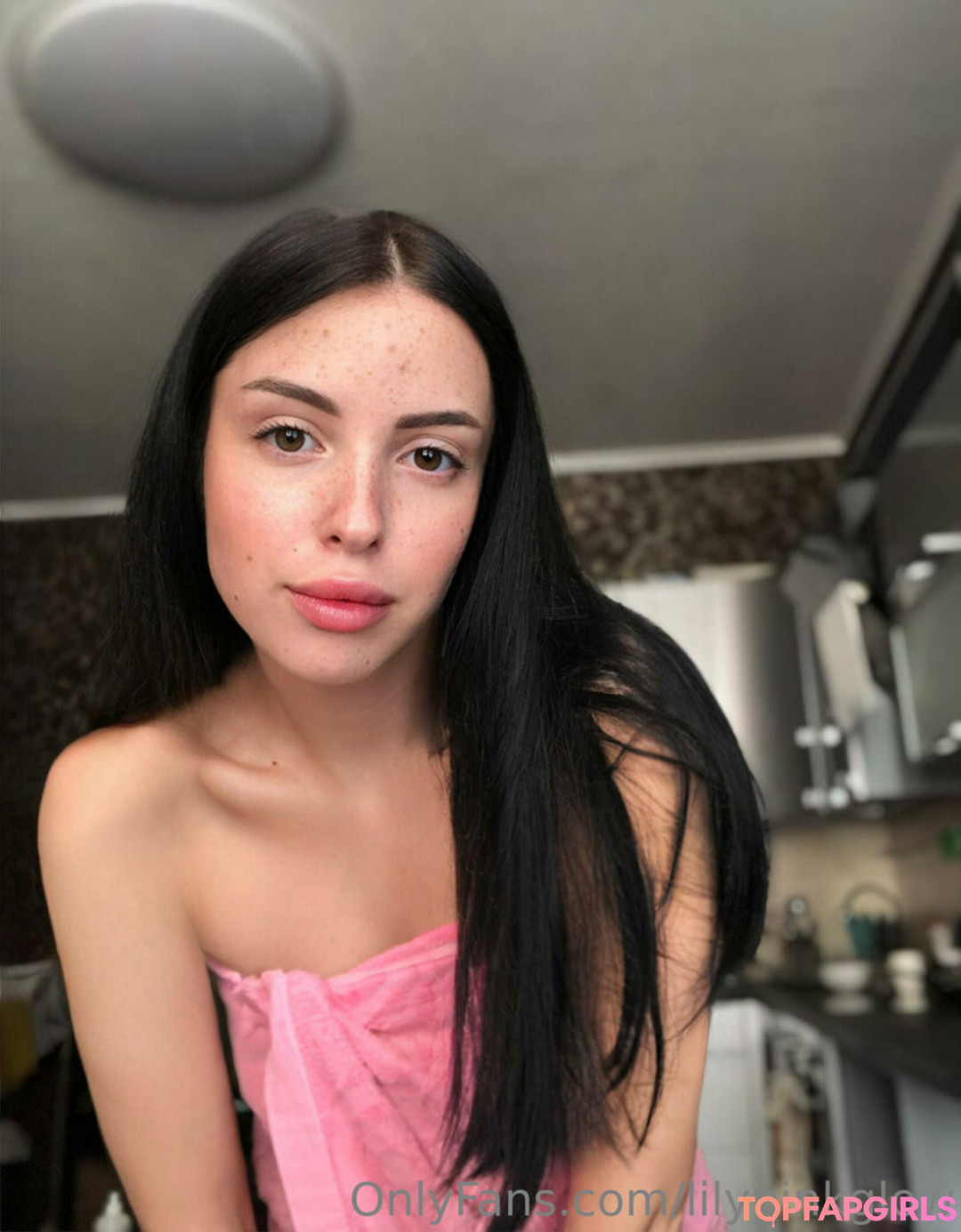 lilypinkglow model adult photos