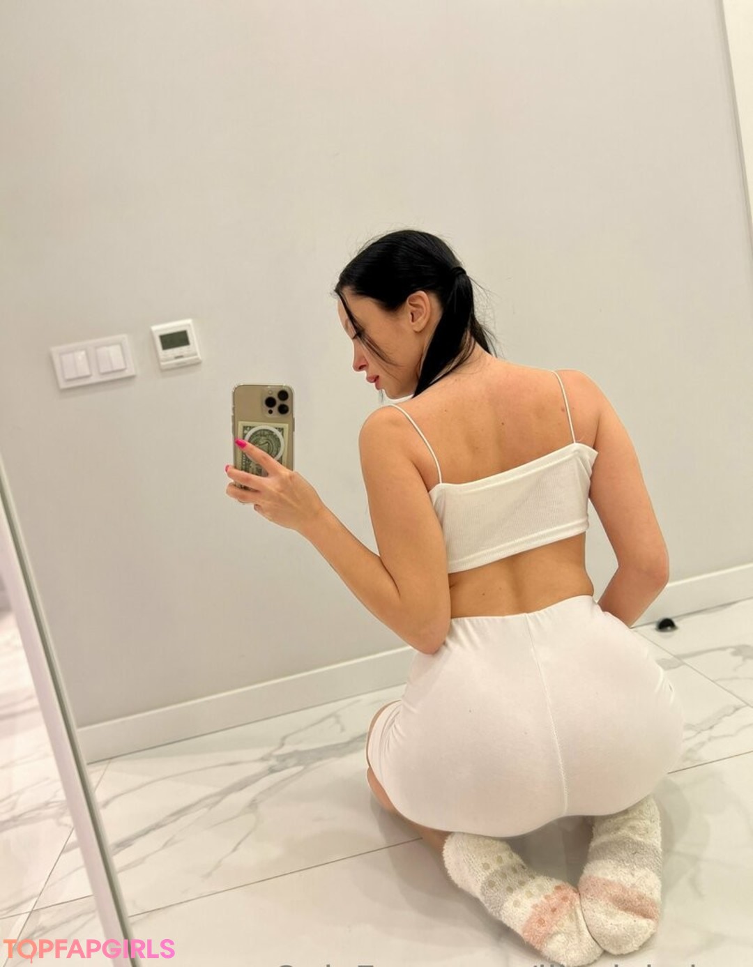 lilypinkglow erotic pornstar pictures