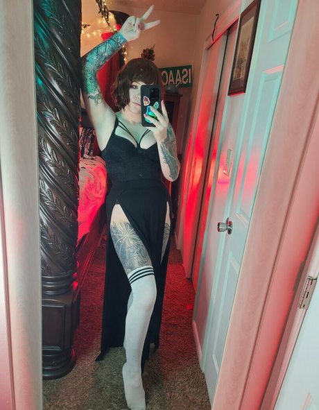 tiny onlyfans free naked photo