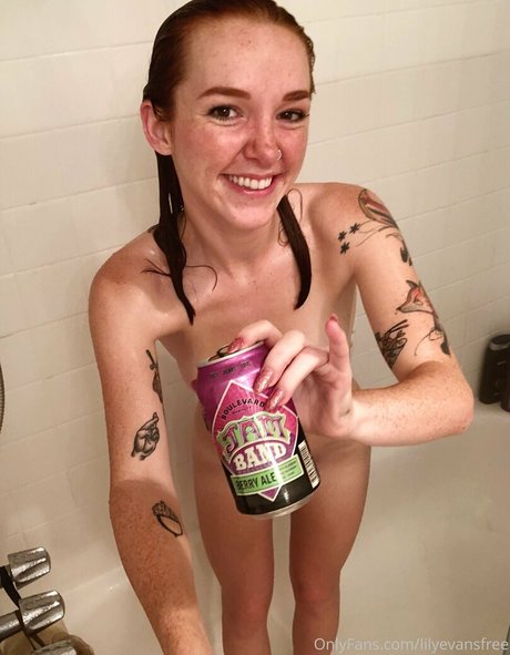 lilyevansfree star pornographic pictures