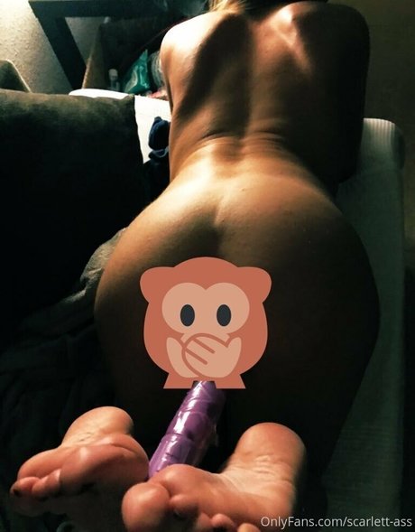 scarlett ass pornstar pretty photo