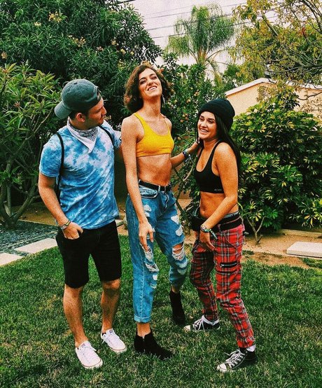 SophieSommers star erotic image