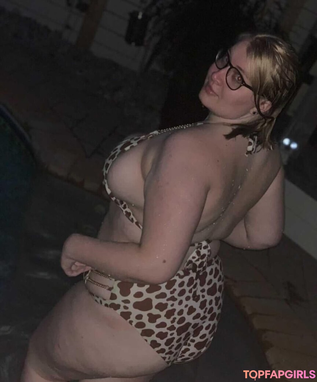 Core conundrum pornstar art photo