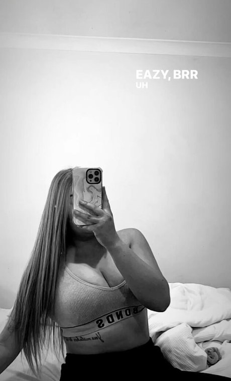 Stacey Hoult art pornstar archive