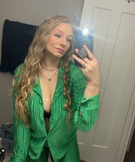 Hannah Alyssa Woods free actress pics