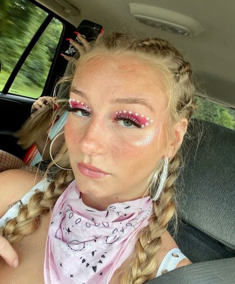 Hannah Alyssa Woods top model archive