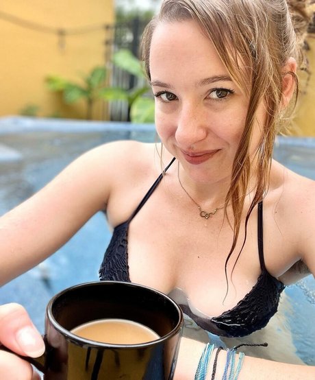 Krisea Marina sexy model gallery