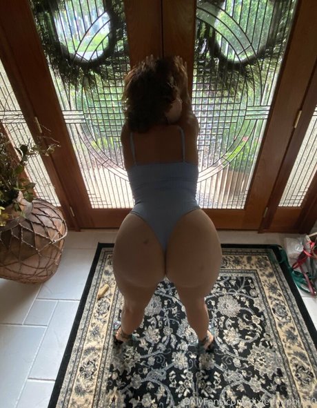 lesbian anal strapon onlyfans porn photos