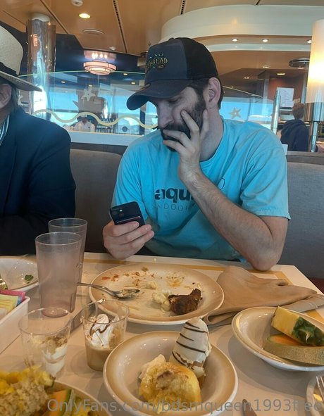 bdsmqueen1993free high quality model pic