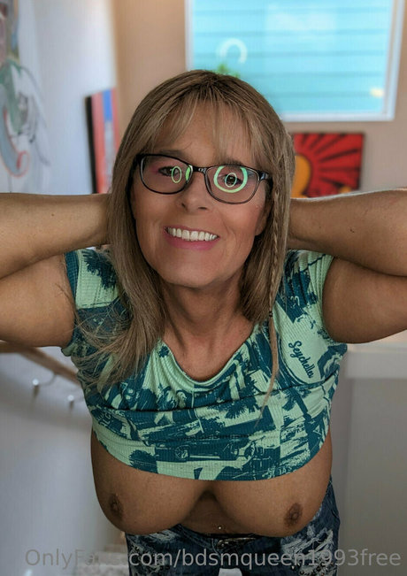 bdsmqueen1993free adult actress picture