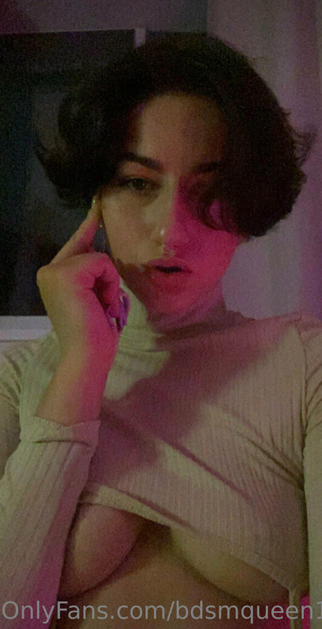 bdsmqueen1993free model beautiful pics