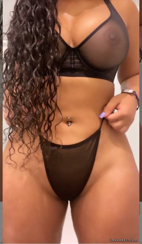 Winny Munhoz hot pornstar pictures