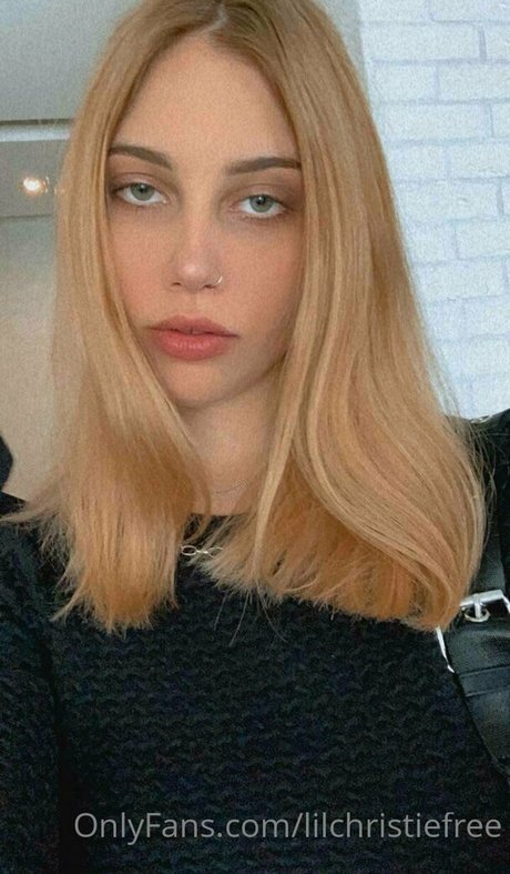 nanaklertits free actress pictures