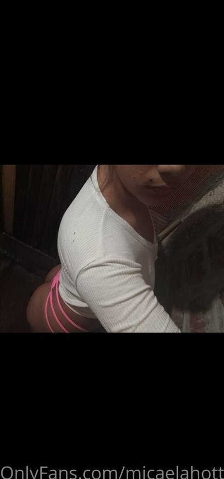 gggloria high quality actress photo