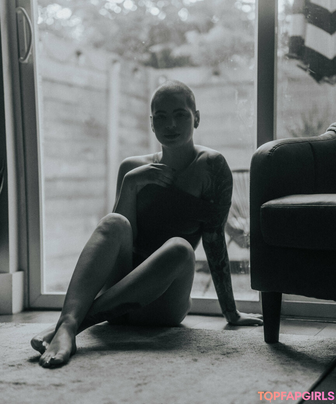 steves end exclusive actress pictures