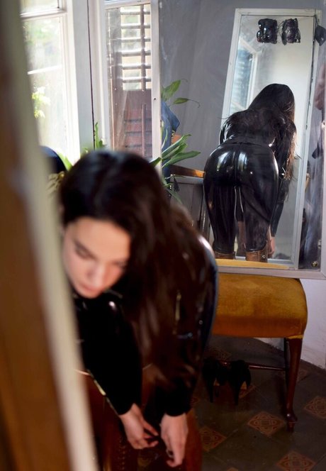 innocent onlyfans pornos images