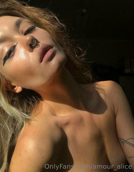 amour alice exclusive pornstar images