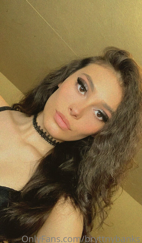 bryttnybanks pretty actress image